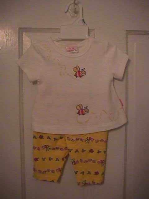 bee-outfit-together-longview.jpg